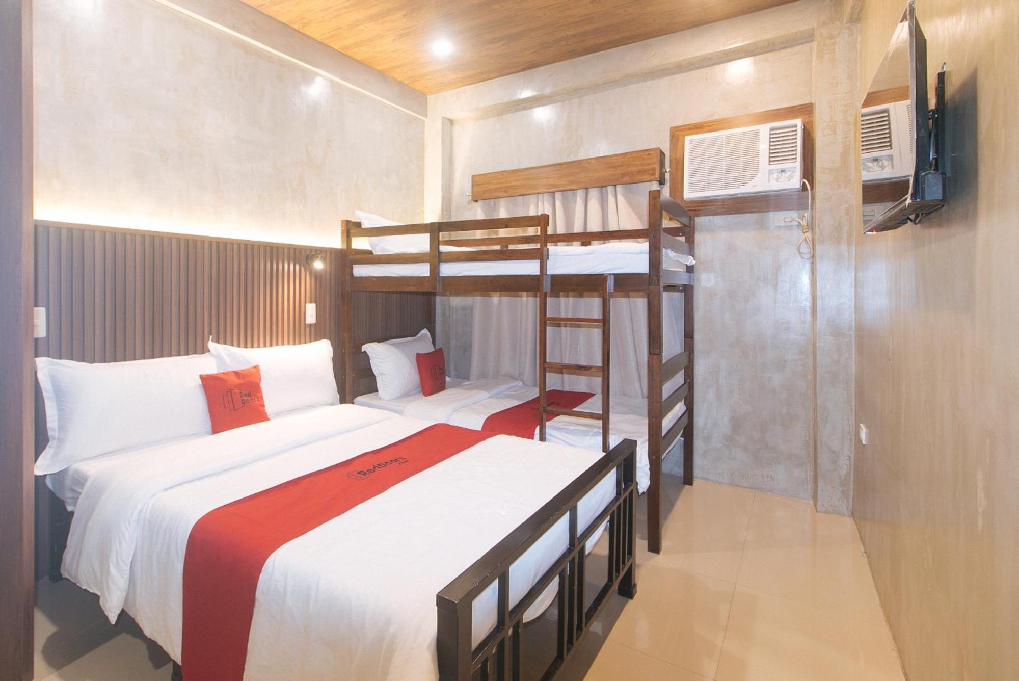 Reddoorz At Mbb Room Naia 2 Paranaque City Экстерьер фото