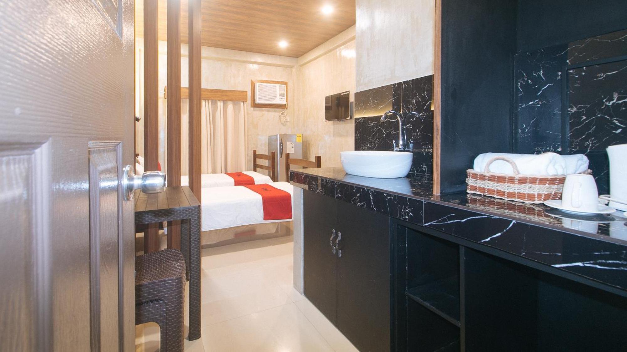 Reddoorz At Mbb Room Naia 2 Paranaque City Экстерьер фото