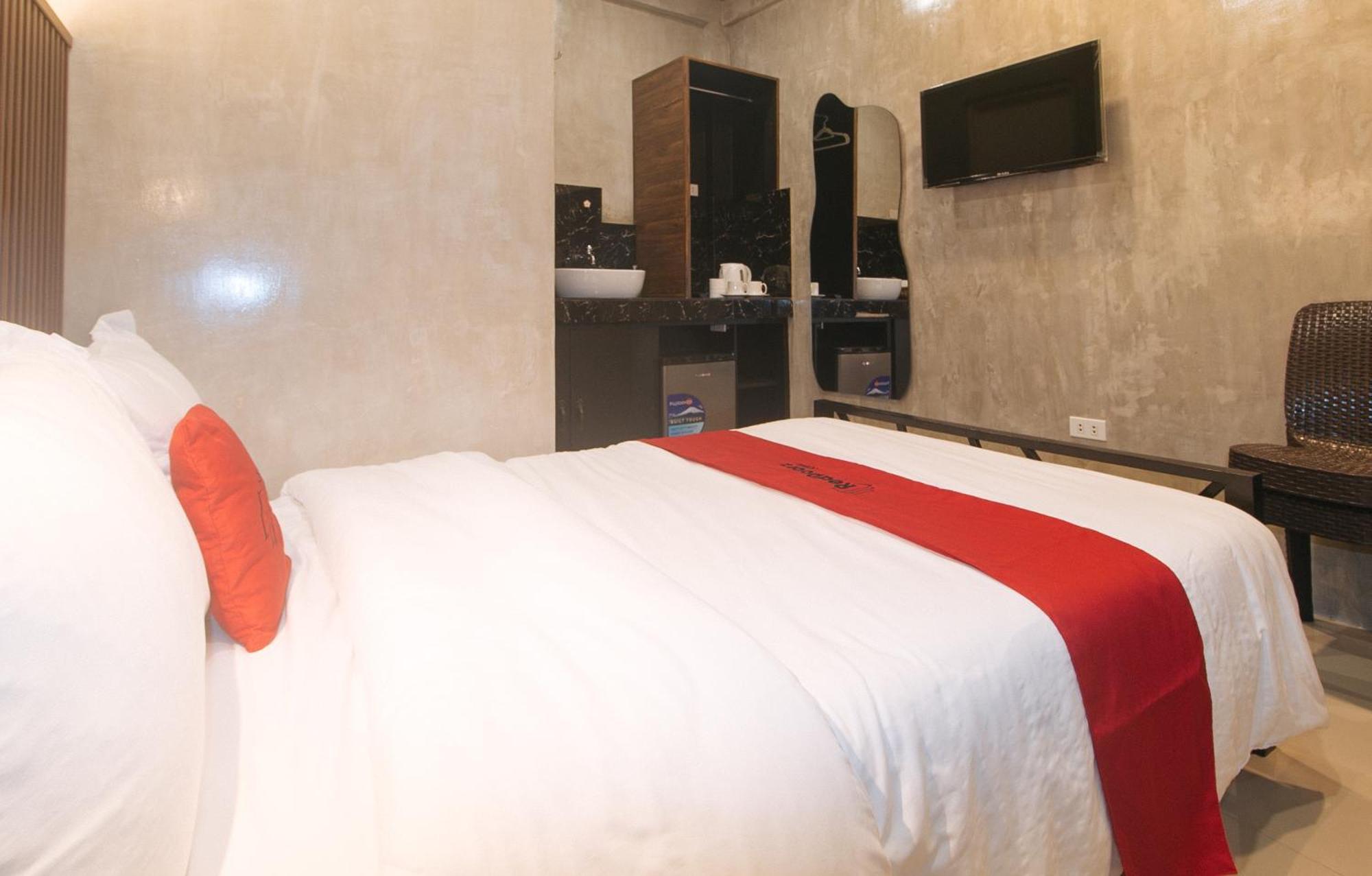 Reddoorz At Mbb Room Naia 2 Paranaque City Экстерьер фото